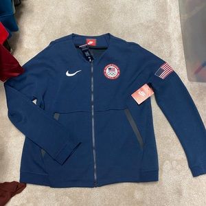 NIKE USA Olympic tech fleece zip up size Large